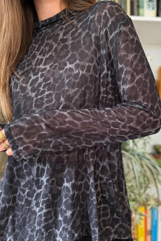 Tiby Funnel Neck Layering Top Leopard Black